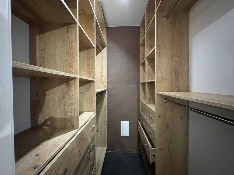 1-кім квартира з сучасним ремонтом