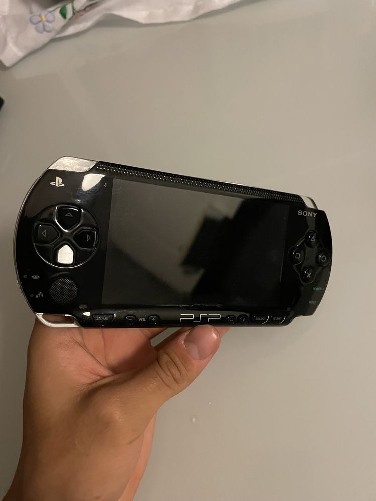 PSP em bom estado +carregador +Lego Batman jogo