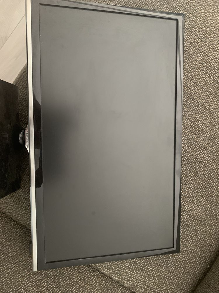 Telewizor Samsung 22 cale