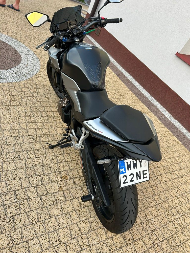 Sprzedam Hondę CB500FA