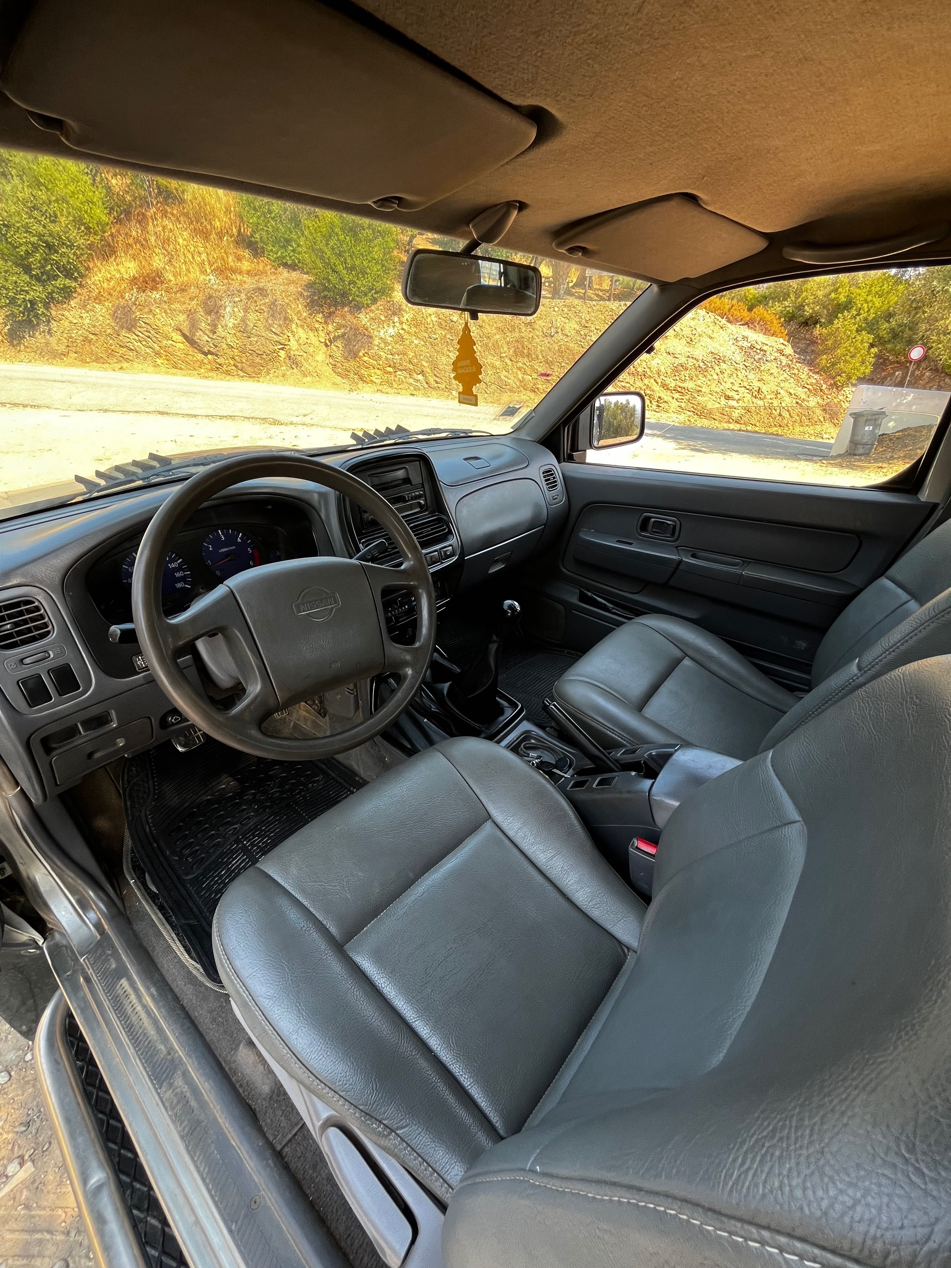 Nissan D22 2.5 TD 4x4 Cabine Dupla