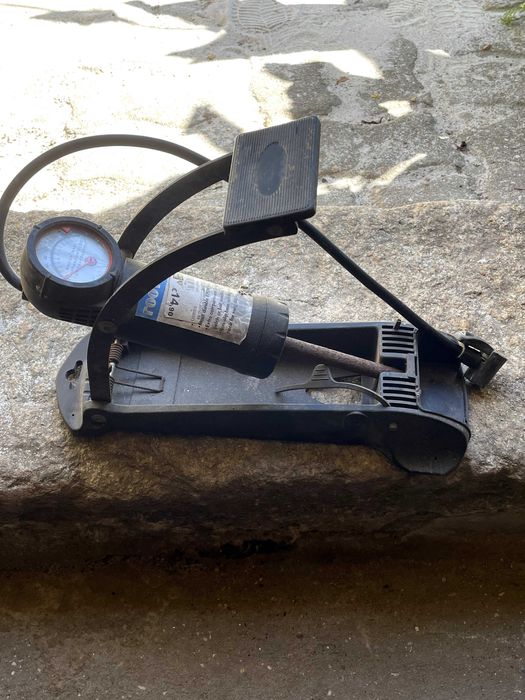 Bomba de ar (usada, muito bom funcionamento)