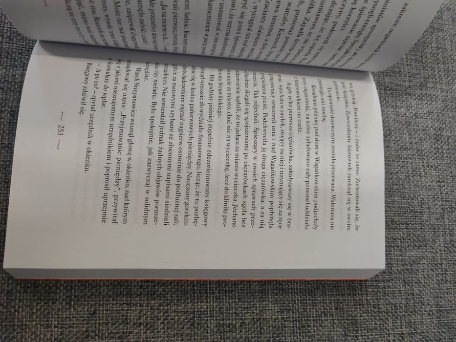 241 Mistrz i Małgorzata - Michaił Bułhakow