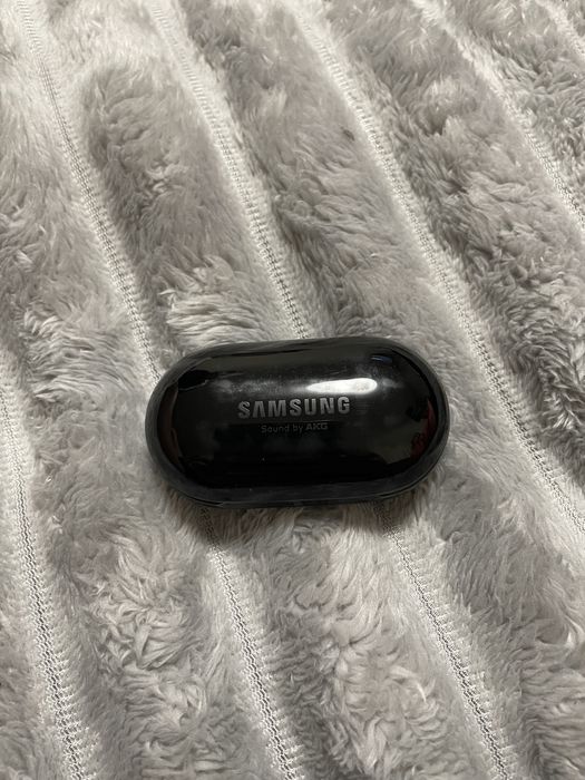 Наушники samsung galaxy buds