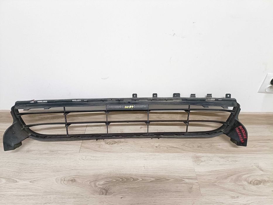 Porsche Panamera 970 Lift Środkowa kratka zderzaka