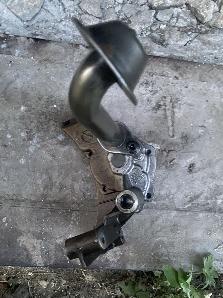 Масляний насос 1.9 TDI BLS