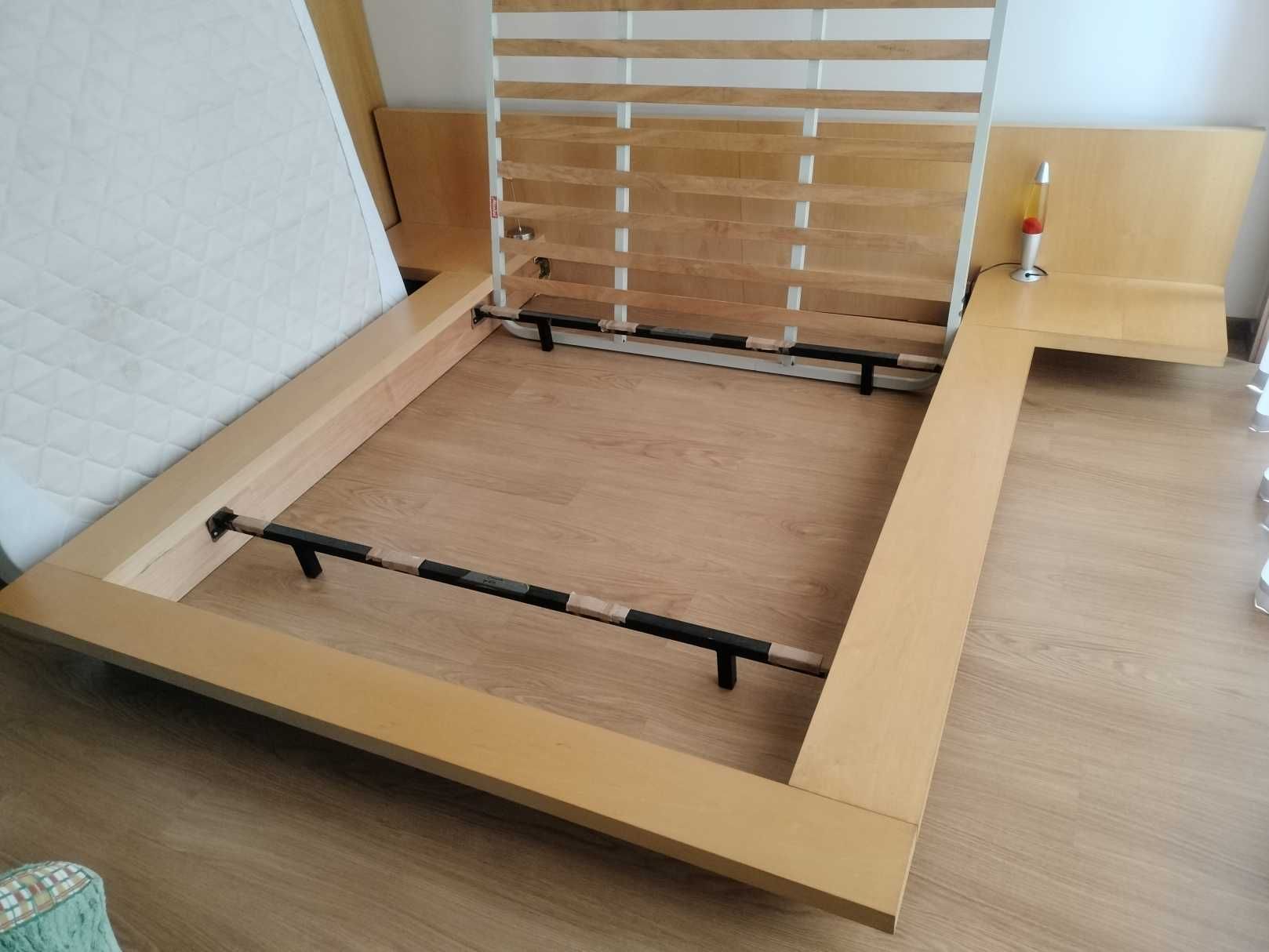 Cama de Casal para Colchão 195x155