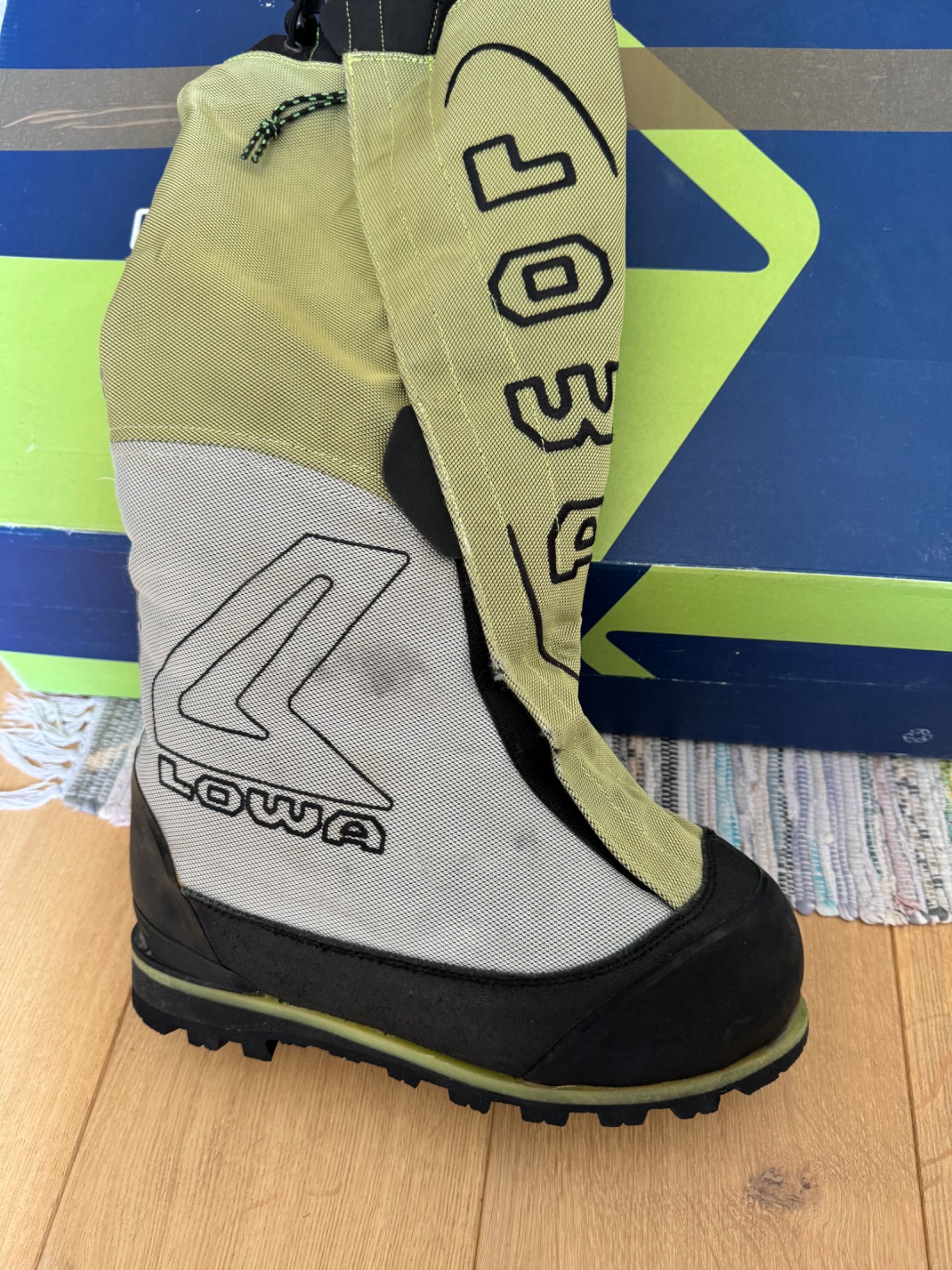 Buty Lowa , 8000, expedycyjne