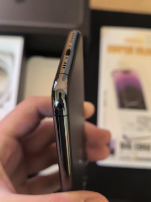 iPhone 11 Pro 64 GB - stan jak nowy