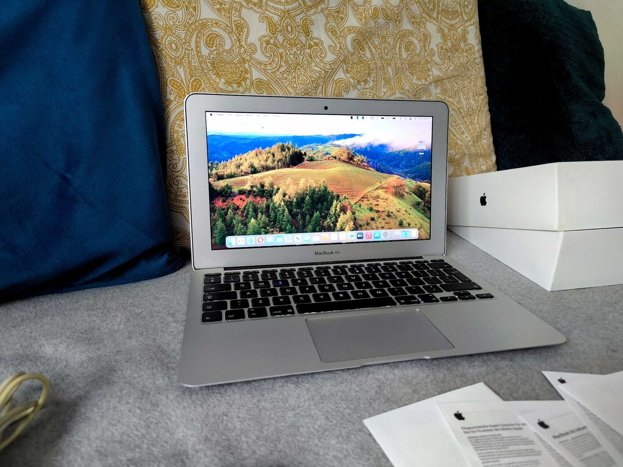 Apple MacBook Air Core i5 2,6Ghz MacOS Sonoma PL + Dużo aplikacji