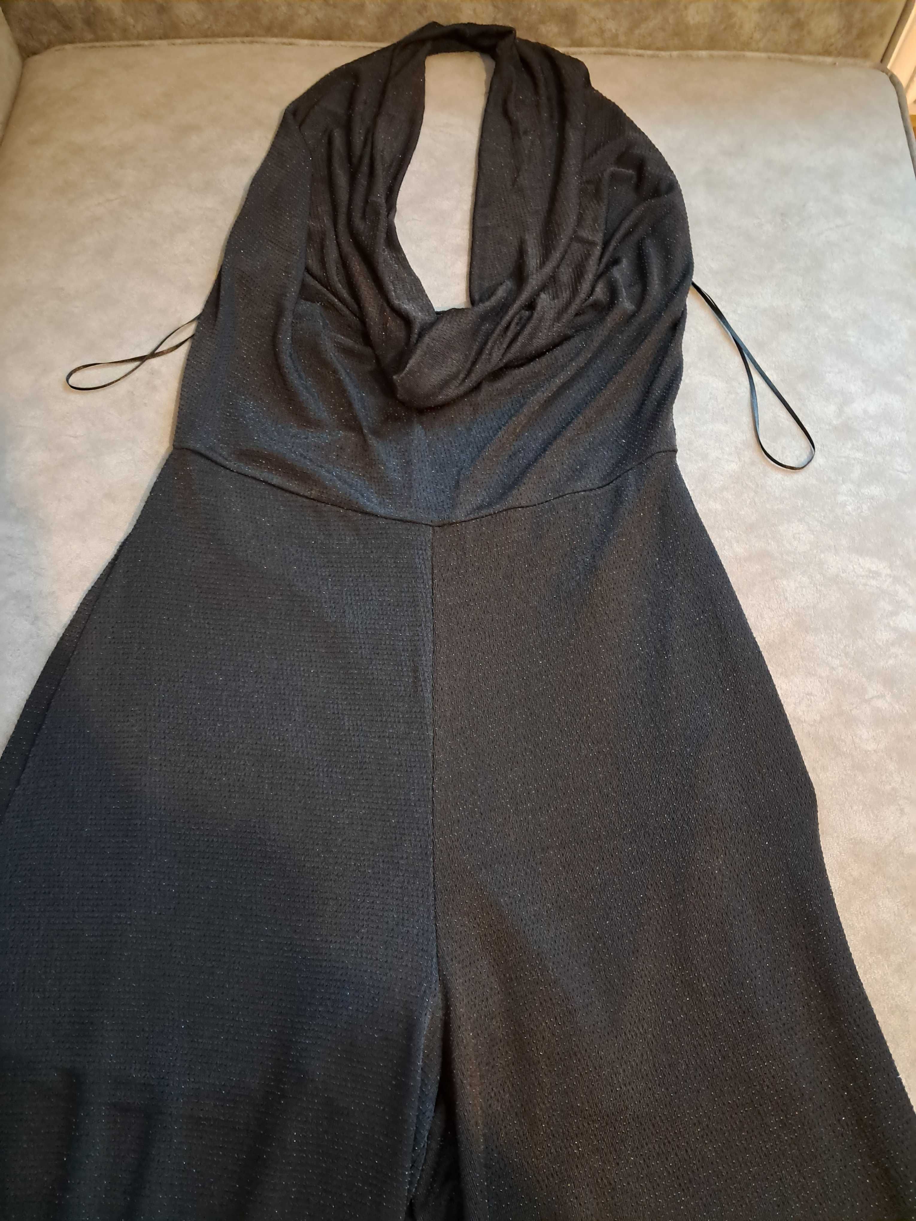 Kombinezon damski czarny z błyszczącą nitką Gina Tricot rozm. M/L