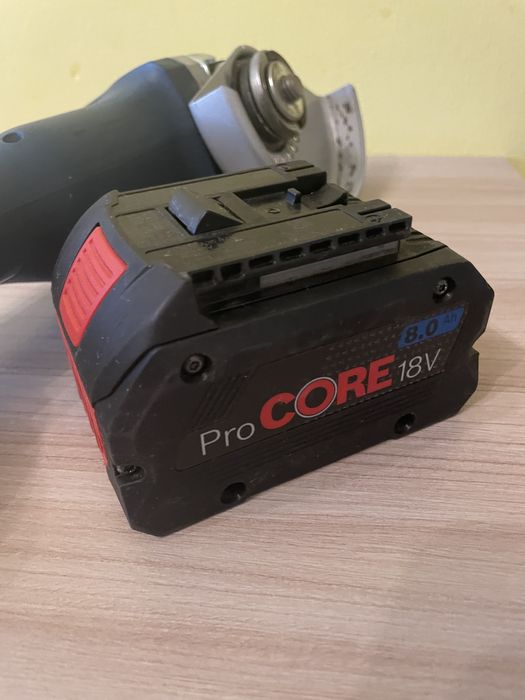 Szlifierka kątowa Bosch GWS 18V-10  03/2024