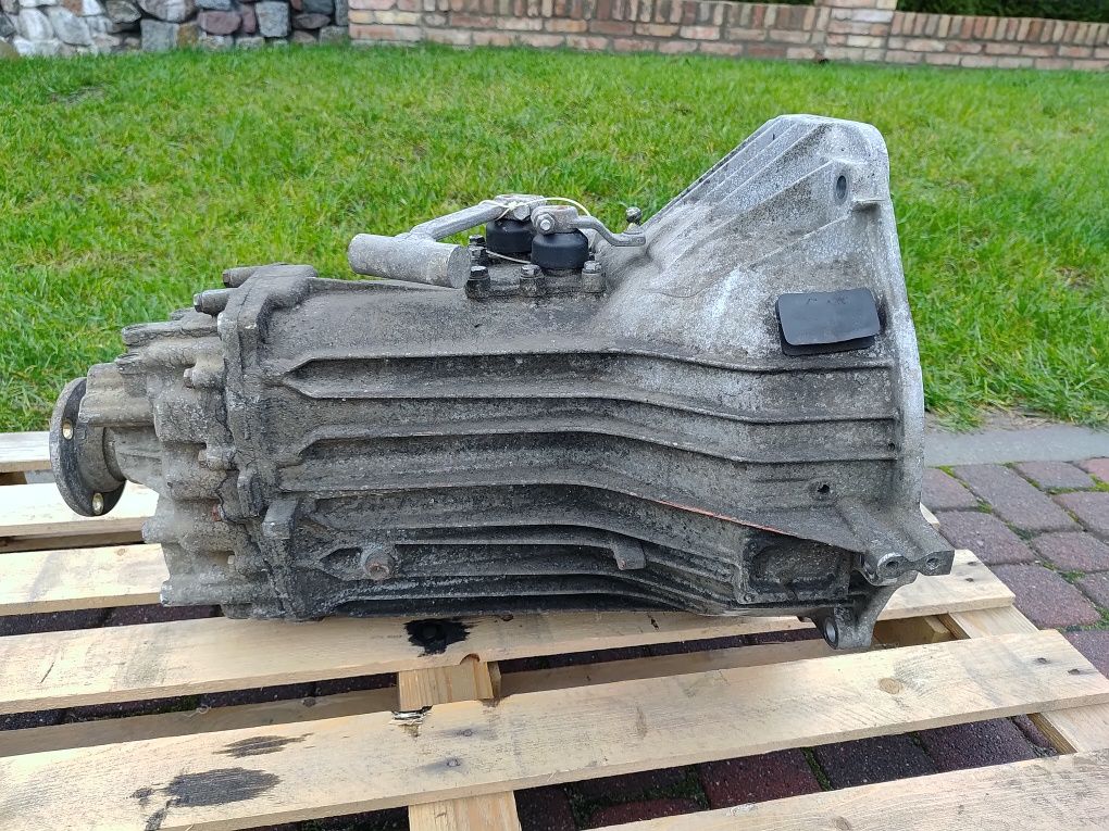 Skrzynia biegów IVECO 2.3  5S300  887.1859  5 biegów  1999 - 2006