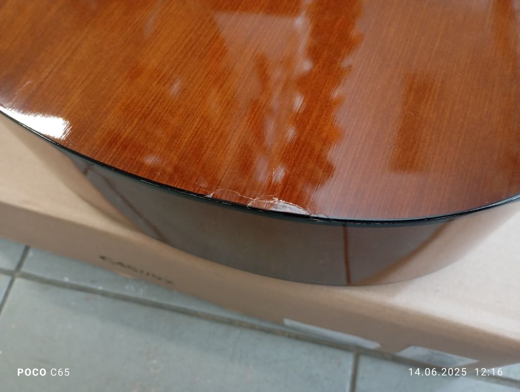 gitara klasyczna YAMAHA C-40 pełnowymiarowa 4/4 nylonowe struny