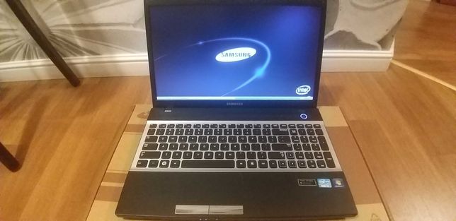 Laptop Samsung np300v5a-s04pl