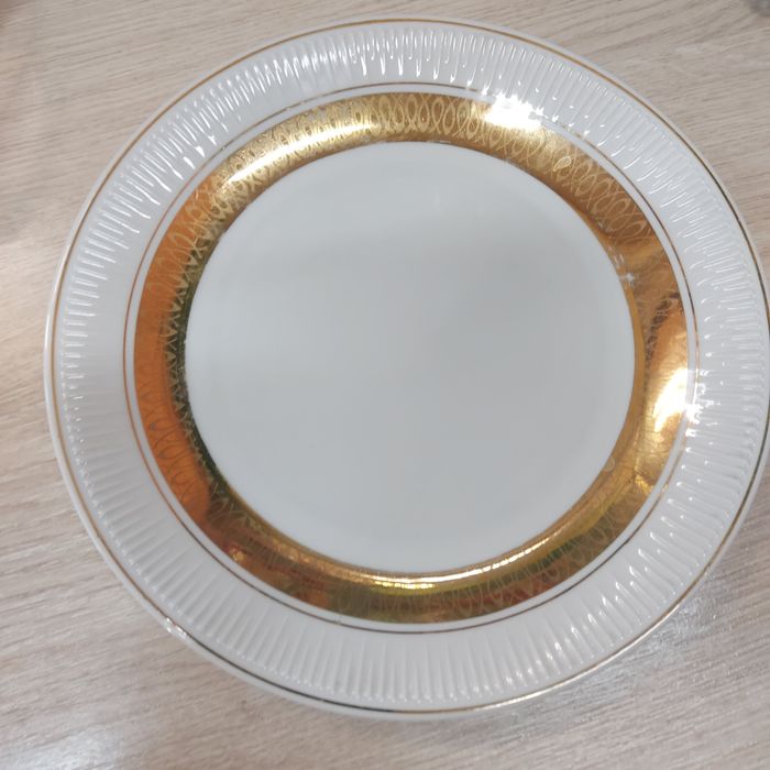 Sprzedam porcelanę rozna