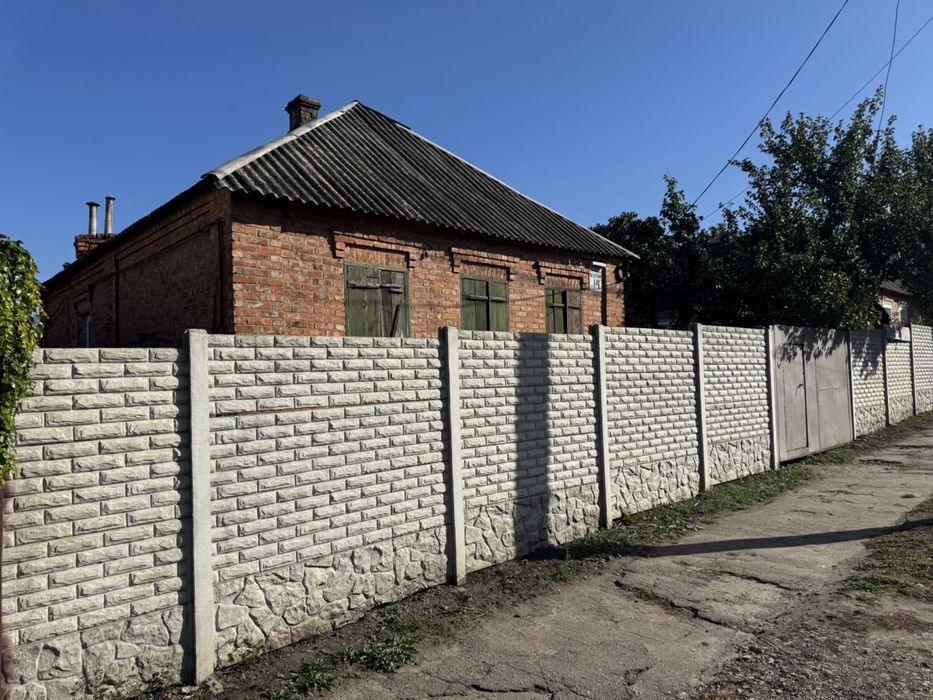 Продам дом на Немышле, метро Армейская 7 минут, участок 8 соток