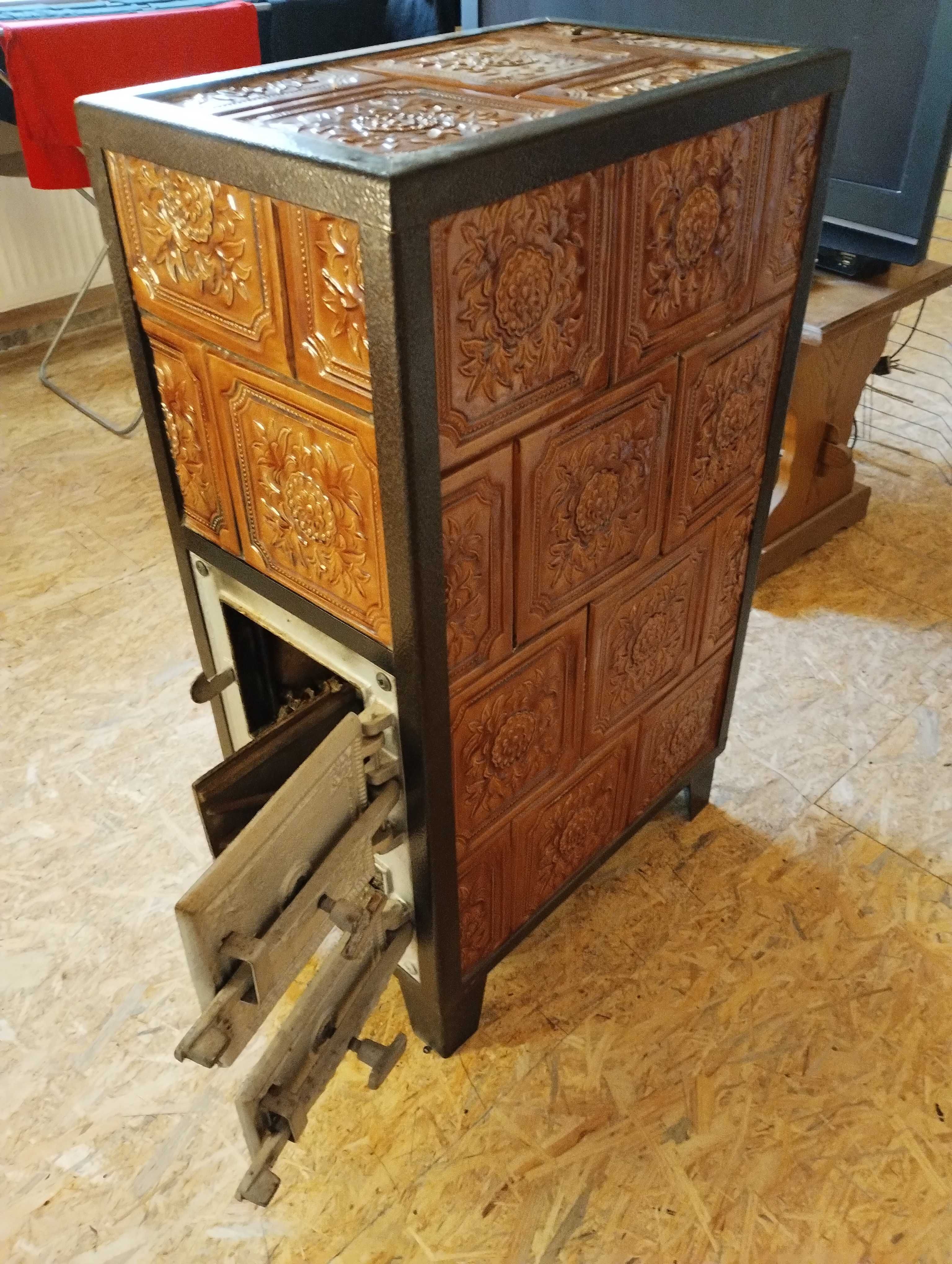 Sprzedam piec kaflowy