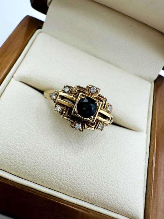 Złoty Pierścionek z Diamentami i Szafirem | 3,60g | Certyfikat!