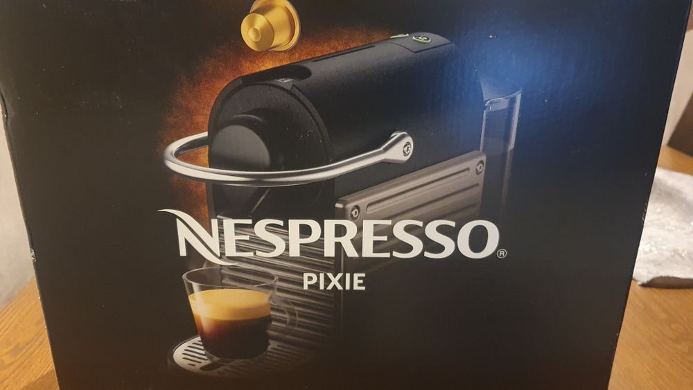 Maquina nespresso Pixie