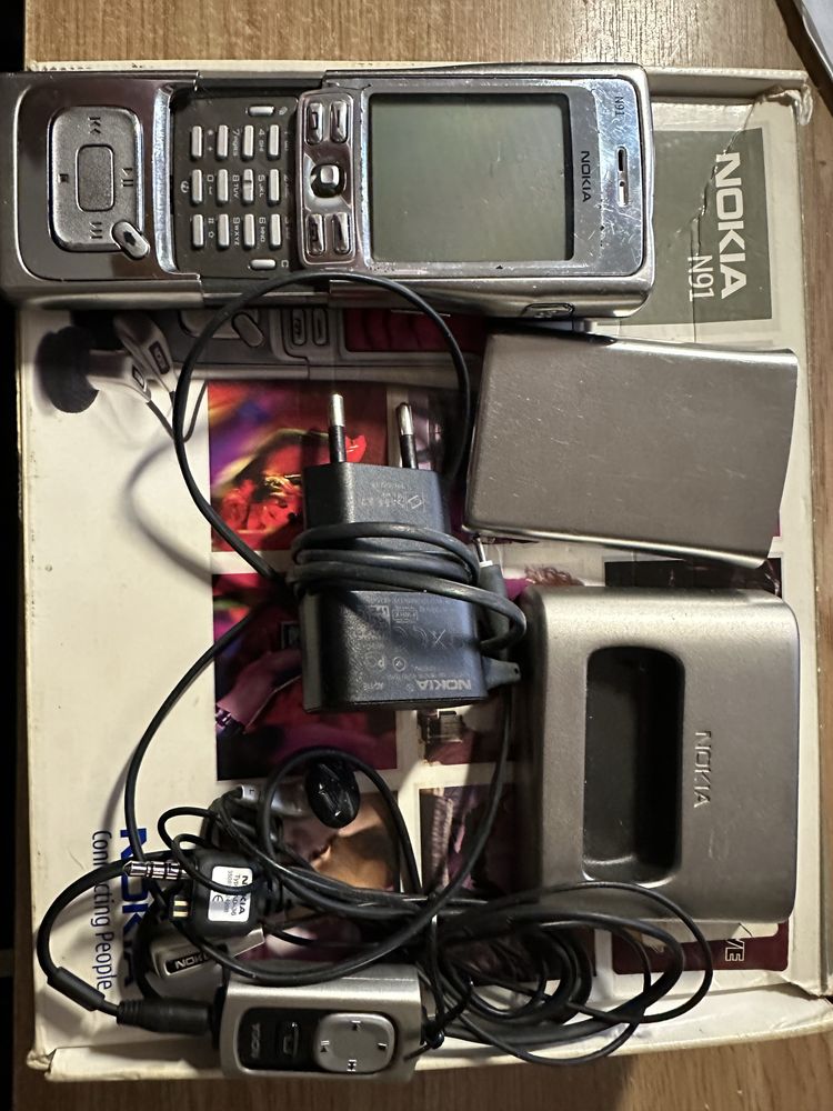 Nokia n91  plus akcesoria