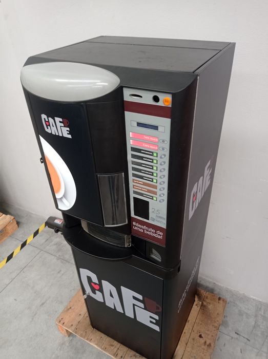 Maq bebidas quentes Vending BRIO 250