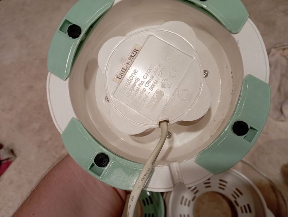 Соковыжималка, цитруспресс, соковыжималка для цитрусовых Binatone