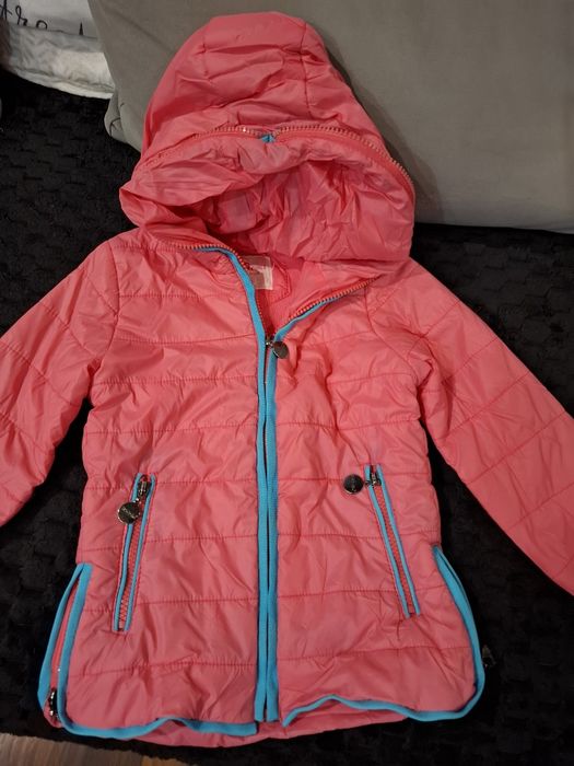 Kurtka na polarku rozm. 104 cm.