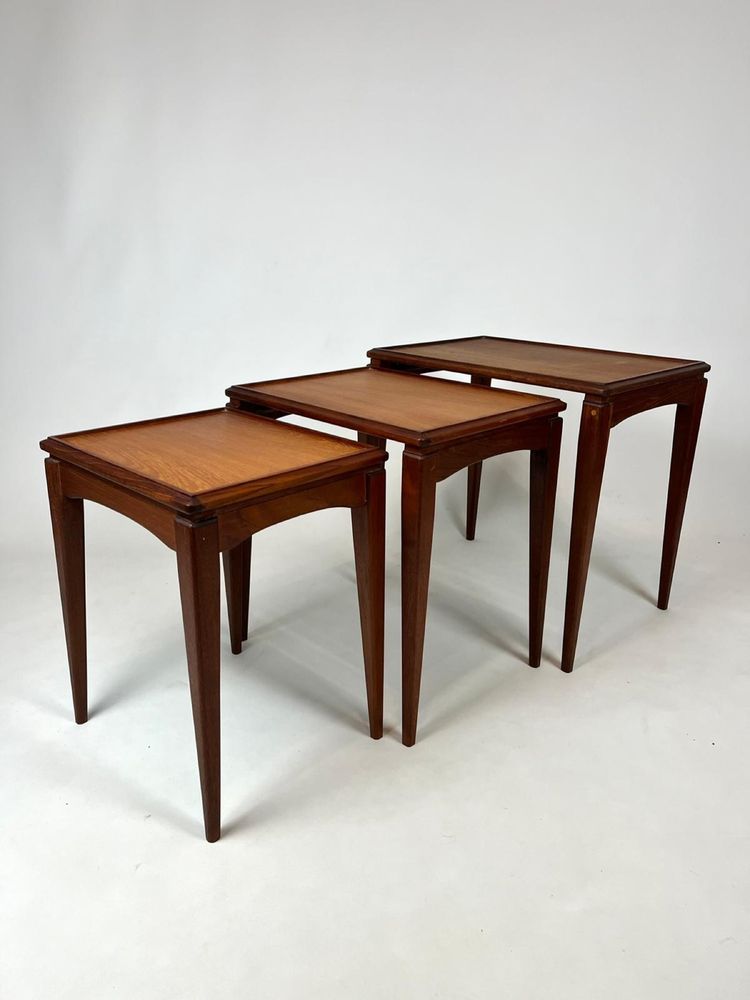 Mesas de encaixe mid century