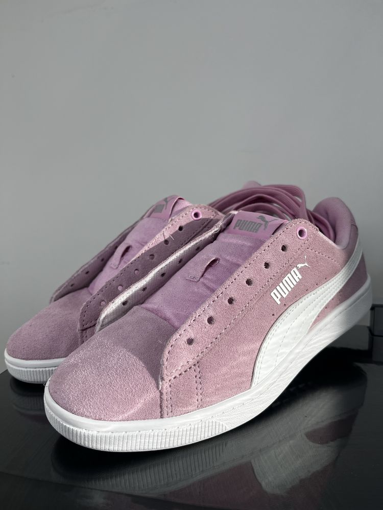Продаю нові жіночі замшові рожеві кросівки puma оригінальні 36 розмір