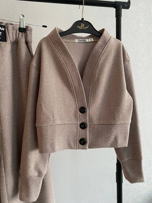 Стильний костюм для МОДНИЦЬ! Розміри 134-164!