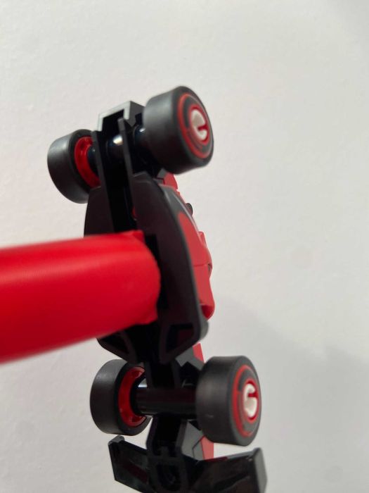 Suporte para mini carro de F1 LEGO - Ferrari