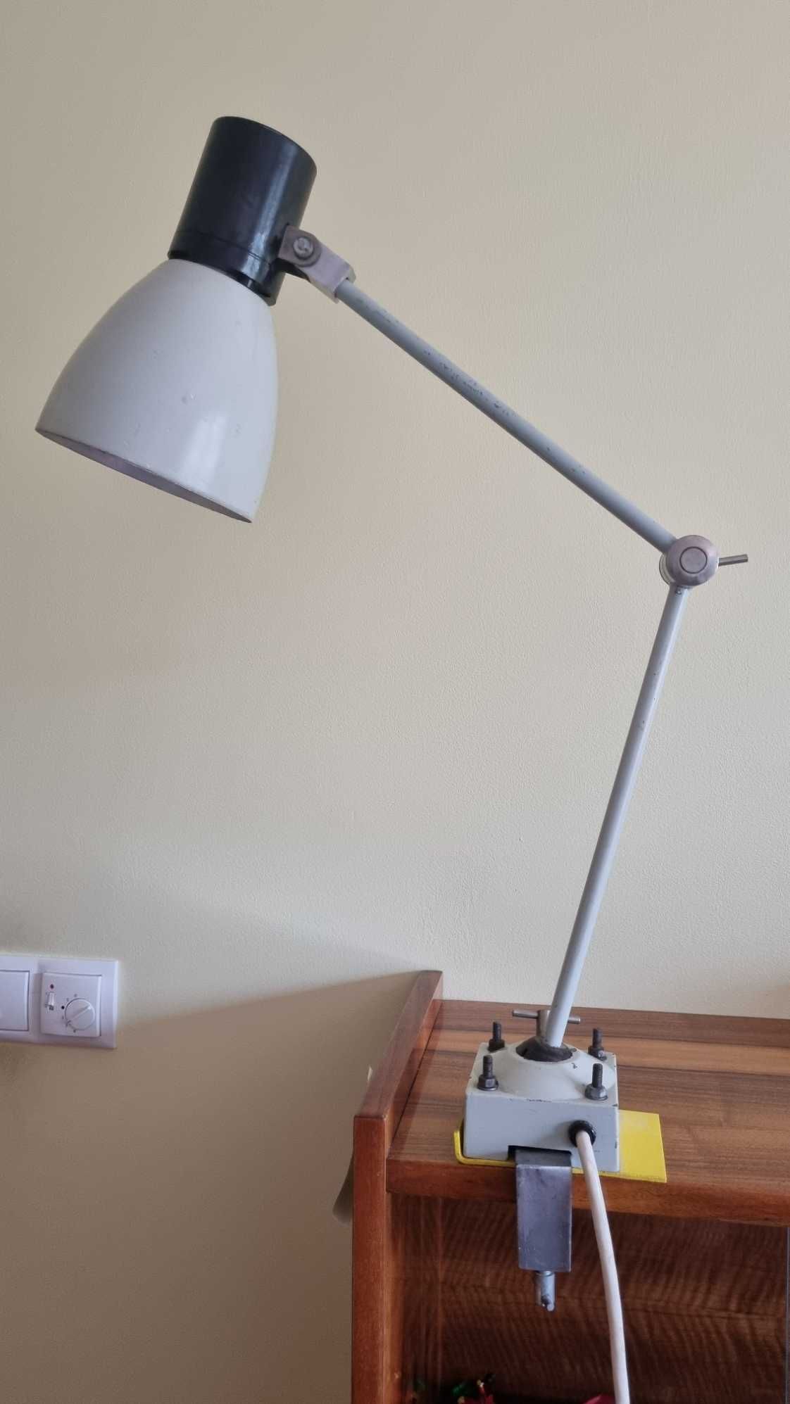 Lampa biurkowa warsztatowa loft industrial Czechosłowacja PRL