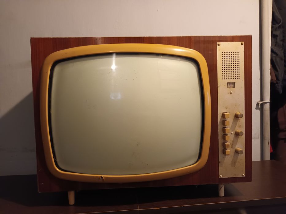 Stary Telewizor Unitra Ametyst