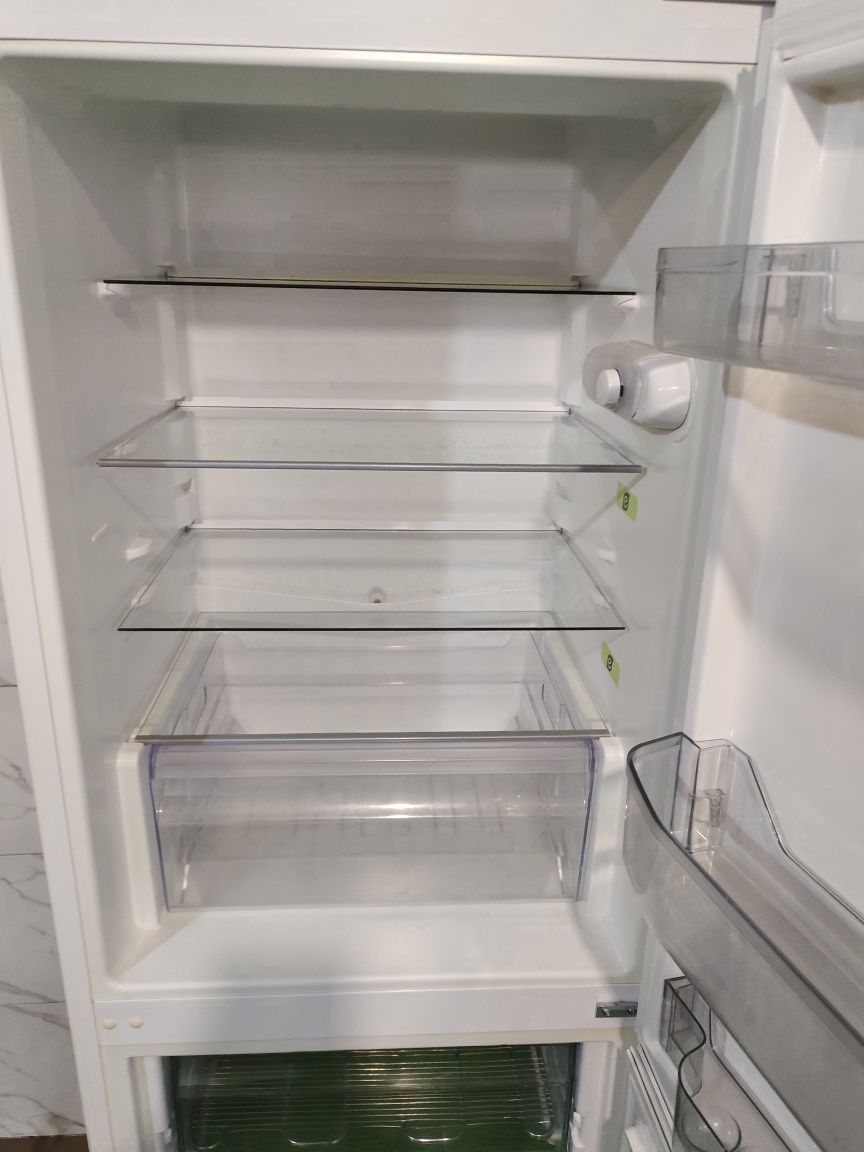 Холодильник Polar 175 сm. З Європи. Гарний збережений стан