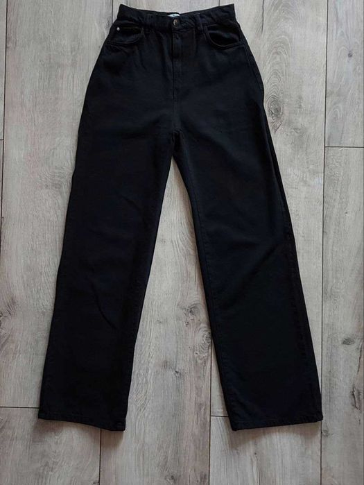 Джинси WIDE LEG Bershka