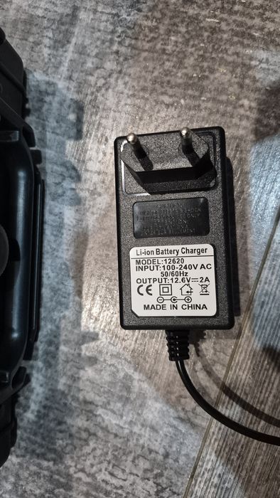 Stacja zasilania 12v 72Ah