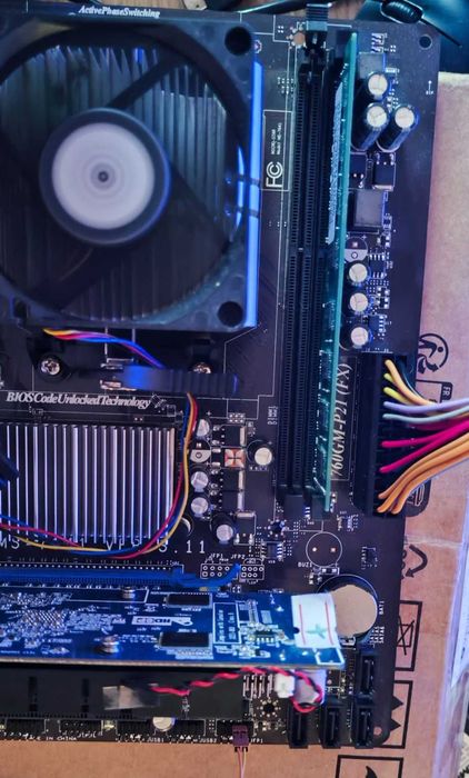 Комплект MSI 760GM-P21 (FX)/ Athlon X2 245/ 4gb + кулер