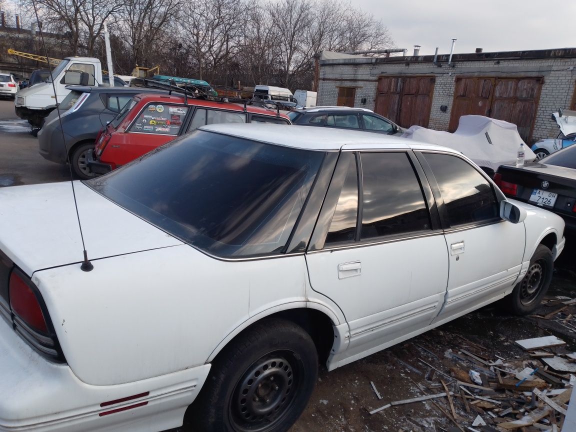 OLDSMOBILE CUTLASS я власник не находу