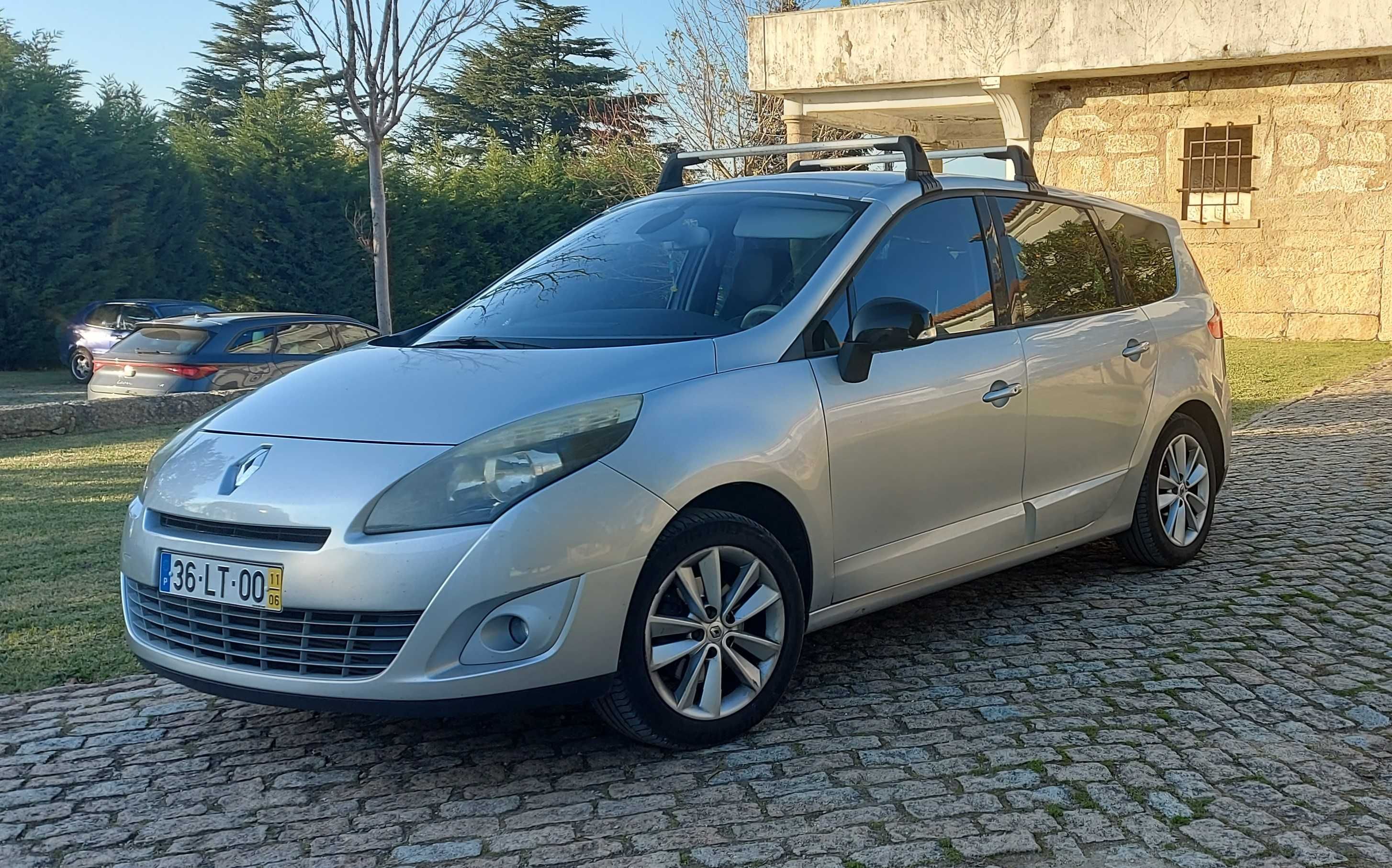 Renault Grand Scénic 1.5 DCI Luxe 7L