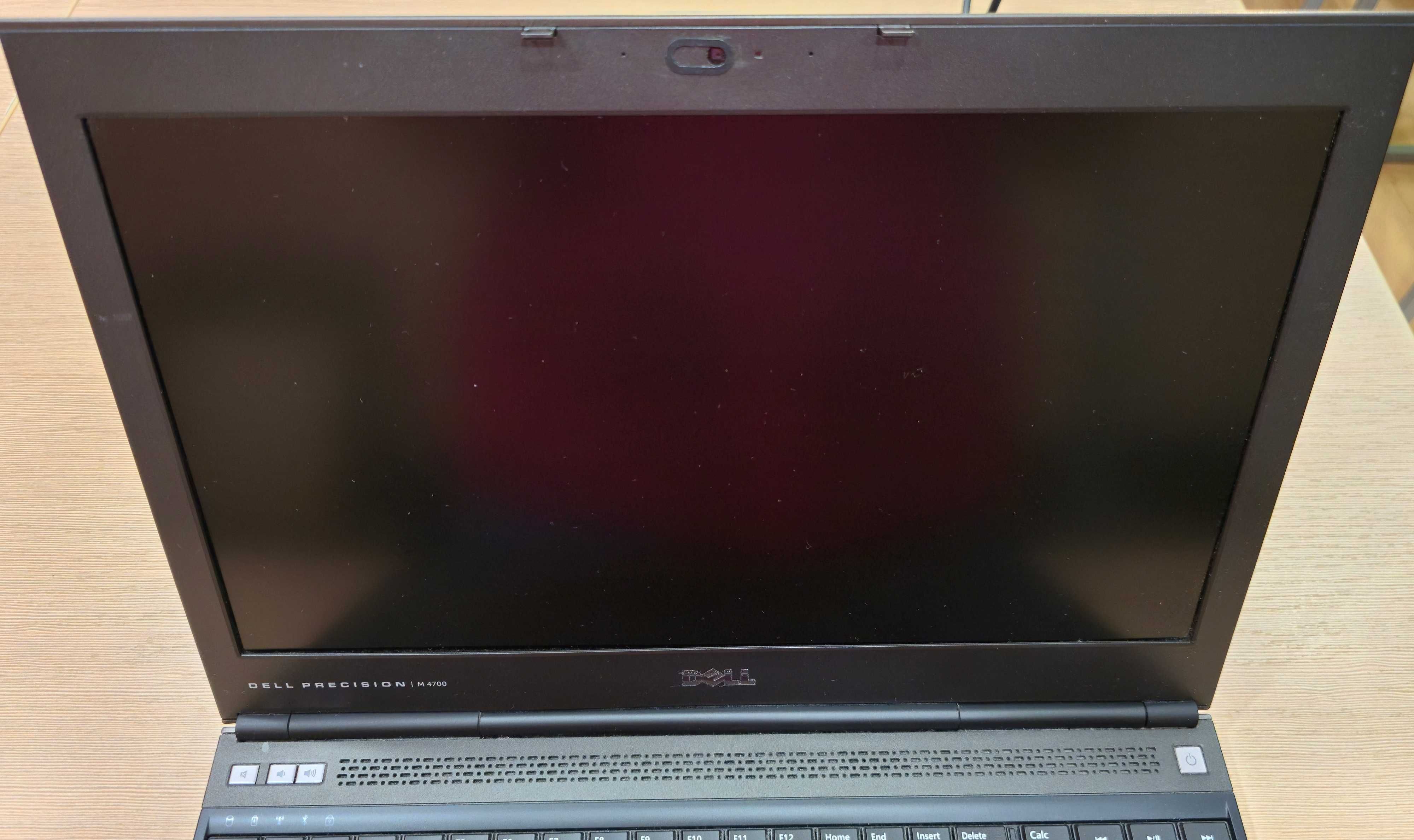 Laptop Dell Precision M4700, wizualnie jak nowy, w pełni sprawny.