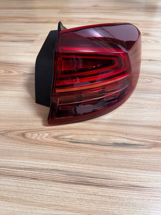 J792418200 J792418310 kia ceed ліхтар зад фонарь led лампа 92402j7150