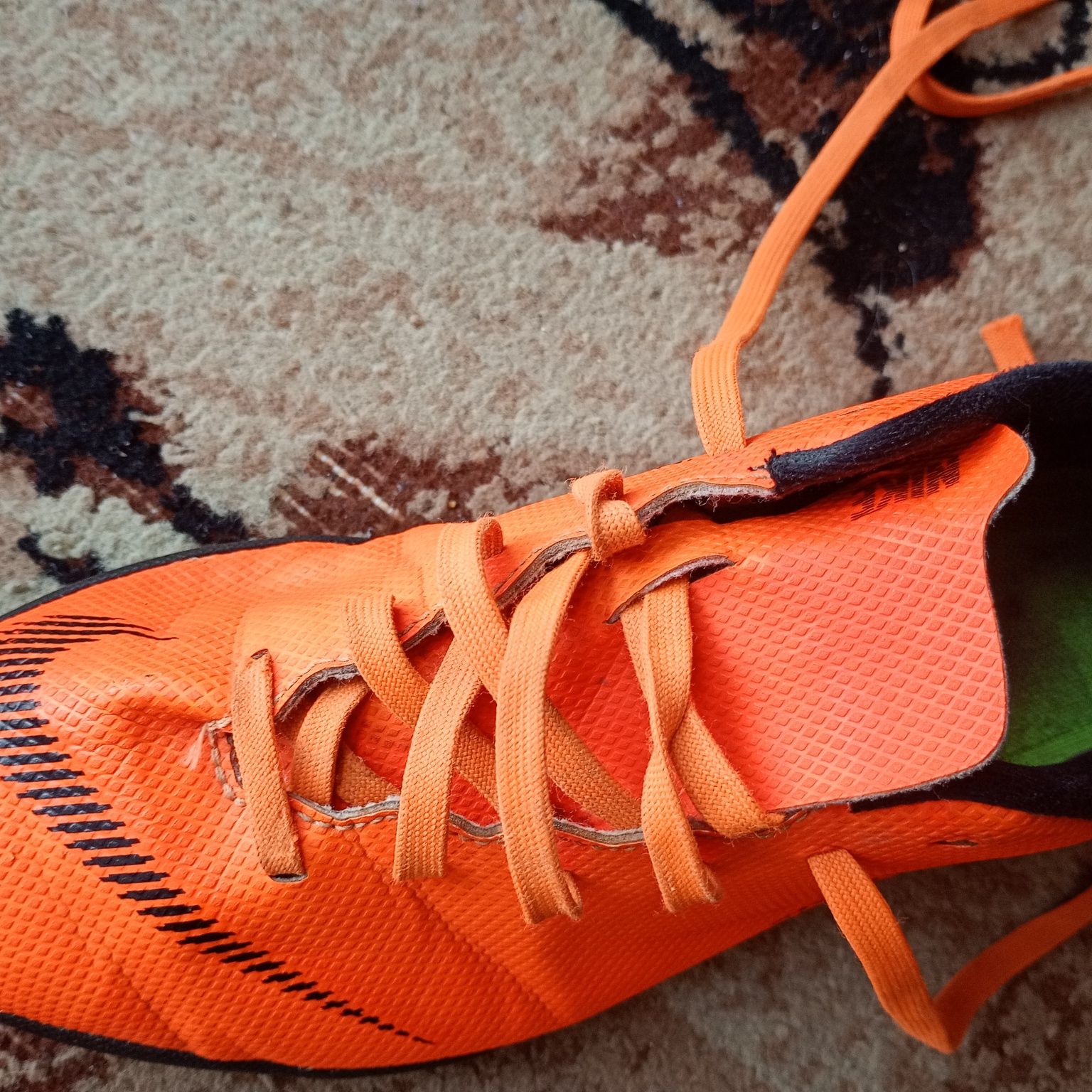 Buty chłopięce sportowe nike