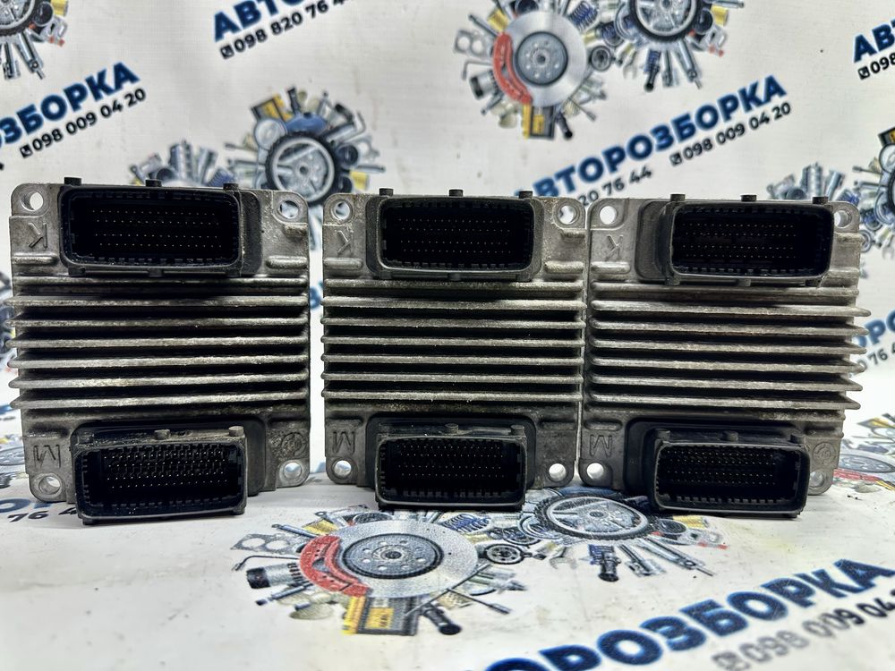 Блок управлііня двигуном Opel Meriva A,Astra H,zefira,Korsa