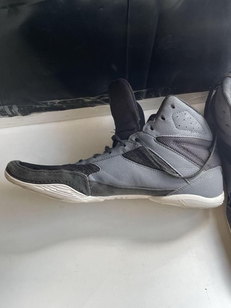Борцовки ASICS Matflex 6 45 розмер.