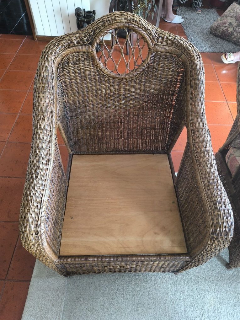 Duas Cadeiras Rattan