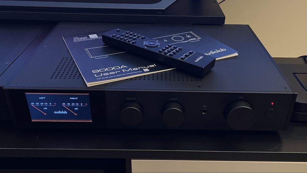 Audiolab 9000a. Stan idealny. Data zakupu: styczeń 2024.