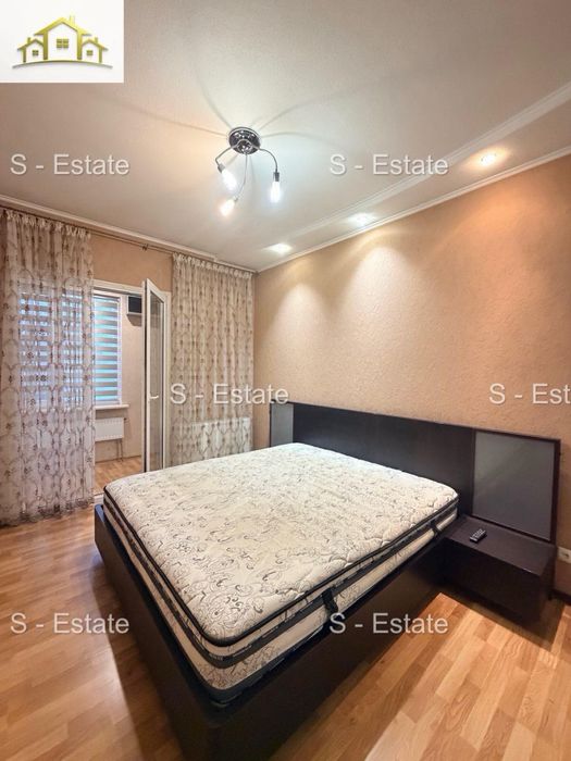 Продам квартиру в таунхаусі Французський бульвар, Захистників України