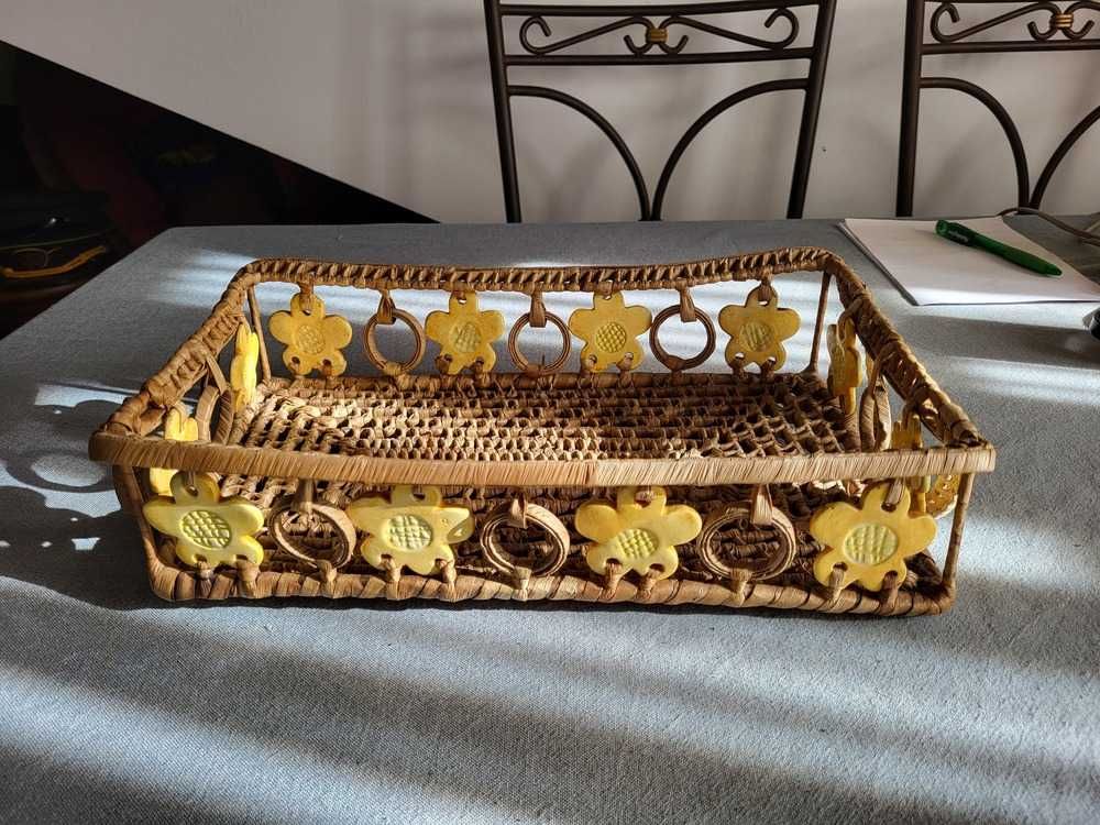 Cesta em Vime e Cerâmica