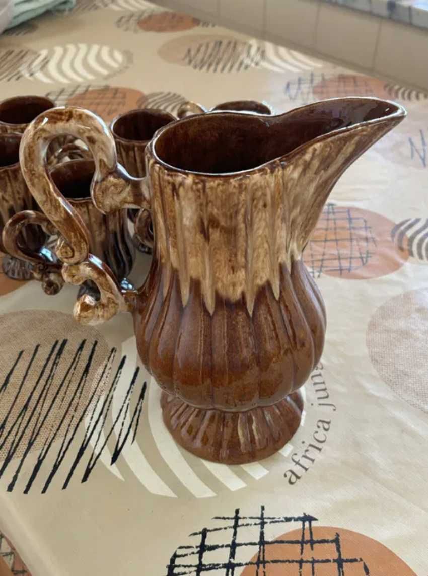 Conjunto jarra + 6 copos com asa